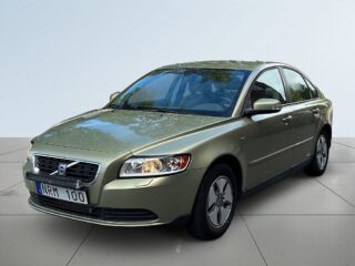 Volvo S40 1.6 D Kinetic SoV-Däck/Drag/Värmare – bild 16