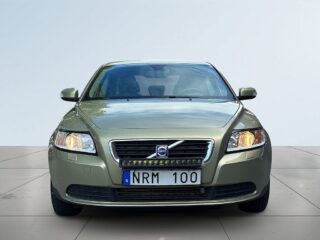 Volvo S40 1.6 D Kinetic SoV-Däck/Drag/Värmare – bild 2