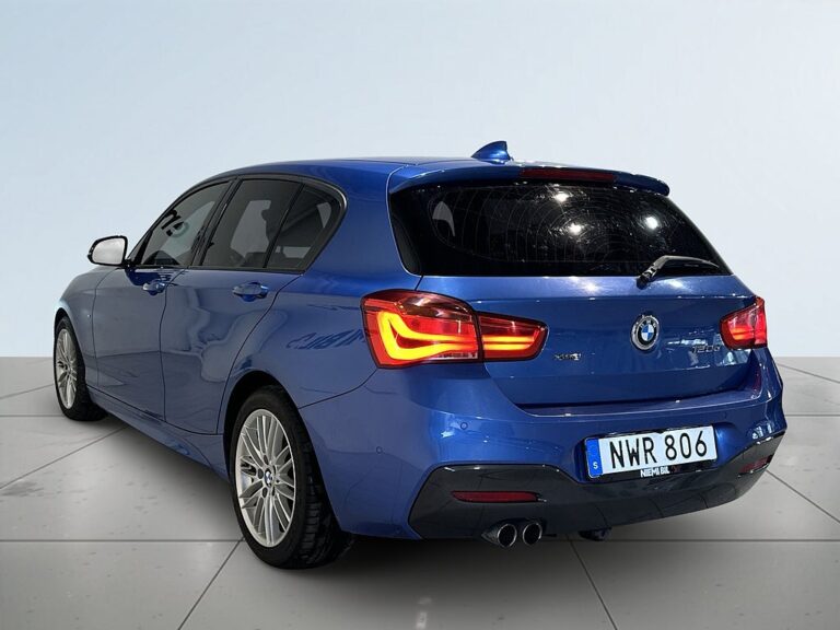 BMW 120D xDrive M Sport Kamkedja Drag Psens Mvärm Kamera SoV