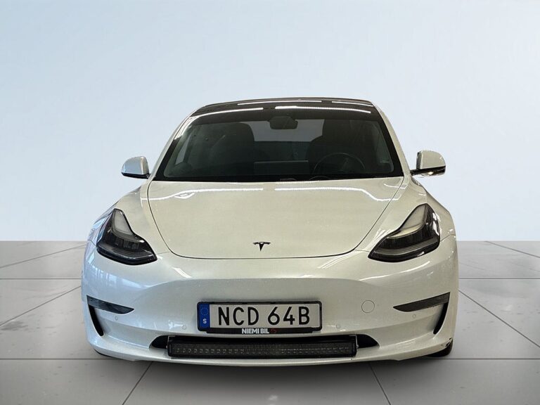 Tesla Model 3 Long Range AWD Drag Panorama B-kamera Navigation S&V