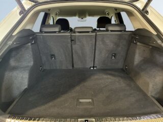 Audi Q3 35 TFSI S Tronic Proline Advanced Drag Psens S&V-däck – bild 12