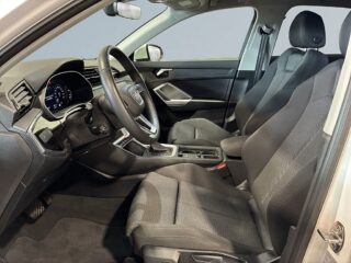 Audi Q3 35 TFSI S Tronic Proline Advanced Drag Psens S&V-däck – bild 7