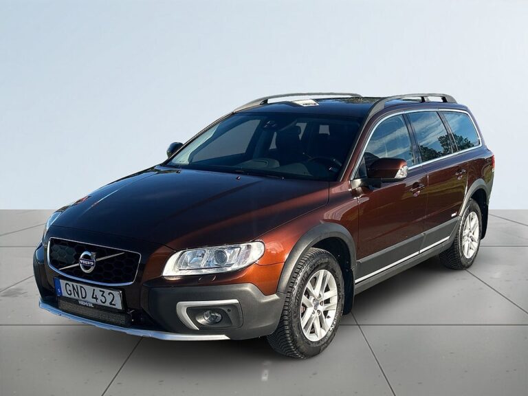 Volvo XC70 D4 AWD Classic Momentum Drag Kamrem Bytt Navi Rattvärme