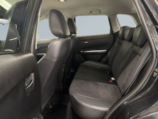 Suzuki Vitara Hybrid AllGrip Inclusive S&V-hjul/Keyless/Mvärm/Kamera – bild 13