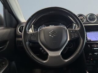 Suzuki Vitara Hybrid AllGrip Inclusive S&V-hjul/Keyless/Mvärm/Kamera – bild 9