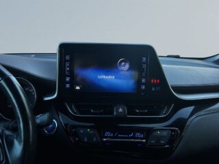 Toyota C-HR Hybrid CVT Executive Kamera/Rattvärm/Psens/Värmare – bild 11