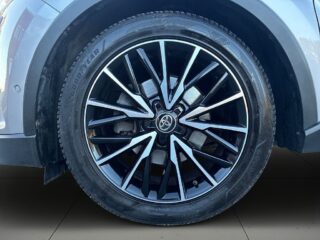 Toyota C-HR Hybrid CVT Executive Kamera/Rattvärm/Psens/Värmare – bild 14