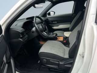 Mazda MX-30 R-EV Plug-In 10Årsgaranti/SoV-Däck/Rattvärm/Navi/Kamera – bild 7