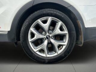 Kia Sorento 2.2 CRDi AWD Business 7-sits Drag Kamera Pano Navi S&V – bild 14