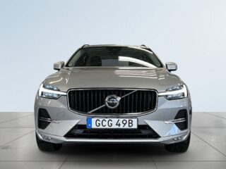 Volvo XC60 B4 AWD Automat Drag/Kamera/M-Värmare/P-Värmare/S&V-Däck – bild 2