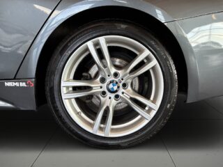 BMW 320D xDrive Touring M Sport S&V-hjul/Kamera/Drag/Pano – bild 14