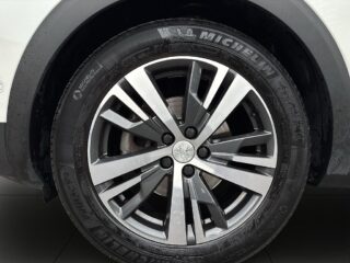 Peugeot 3008 PureTech 130 Allure MOMS/360/Nav/SoV/Psens/MoK-Värm – bild 14