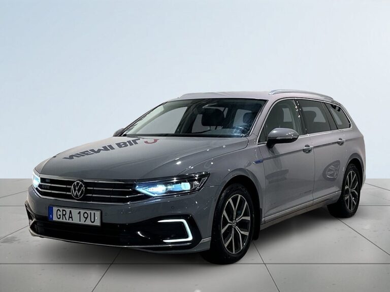 Volkswagen Passat Sportscombi GTE 1.4 TSI Drag Pvärm Kamera GPS SoV MOMS