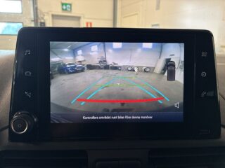 Toyota ProAce City 1.2 Turbo Drag Värmare Kamera Navi Psens MOMS S&V – bild 19