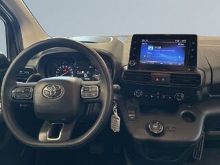 Toyota ProAce City 1.2 Turbo Drag Värmare Kamera Navi Psens MOMS S&V – bild 8