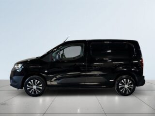 Toyota ProAce City 1.2 Turbo Drag Värmare Kamera Navi Psens MOMS S&V – bild 4