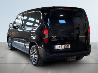Toyota ProAce City 1.2 Turbo Drag Värmare Kamera Navi Psens MOMS S&V – bild 5