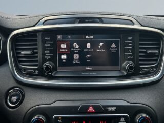 Kia Sorento CRDi AWD GT-Line Drag/HK/Rattvärm/Pano/Navi/Elstol – bild 15