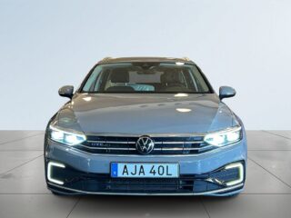 Volkswagen Passat GTE Sportscombi Executive Business SoV/MOMS/Drag/Skinn – bild 2