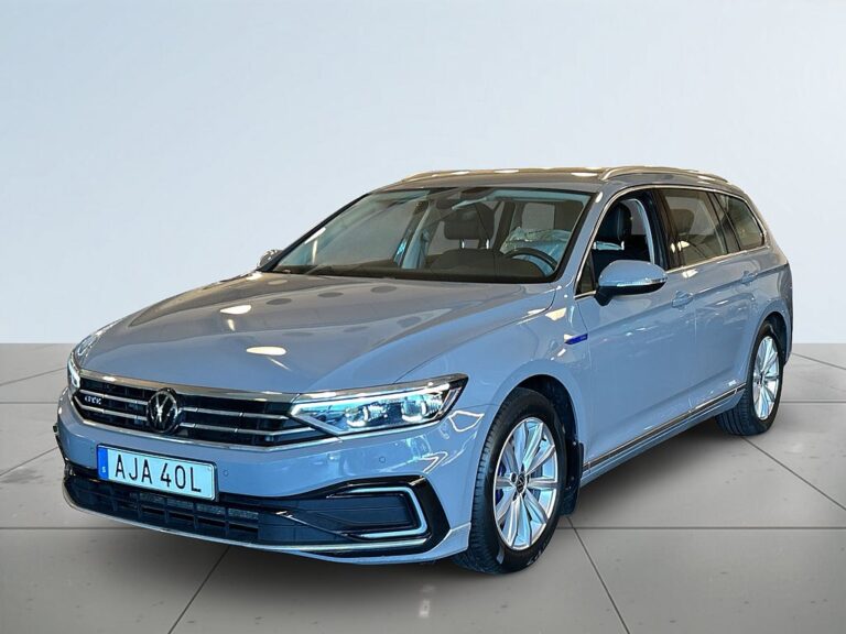 Volkswagen Passat GTE Sportscombi Plug-in Hybrid Exclusive Kamera/Moms