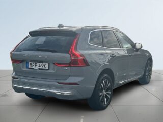 Volvo XC60 T6 Plug-In AWD MOMS BKamera Pano Navi Värmare S&V-däck – bild 6