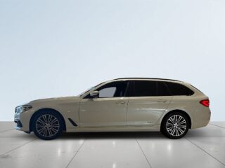 BMW 520d xDrive Touring Sport line Drag B-kamera S&V-däck Rvärme – bild 4