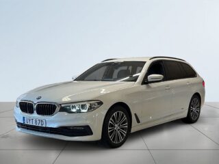 BMW 520d xDrive Touring Sport line Drag B-kamera S&V-däck Rvärme – bild 16
