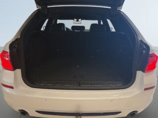 BMW 520d xDrive Touring Sport line Drag B-kamera S&V-däck Rvärme – bild 12