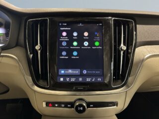 Volvo V60 Recharge T6 AWD Aut Kamera Cockpit Pano H/K MOMS S&V – bild 10