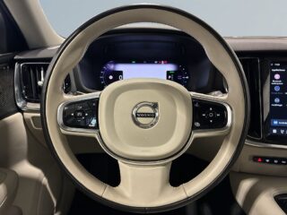 Volvo V60 Recharge T6 AWD Aut Kamera Cockpit Pano H/K MOMS S&V – bild 15