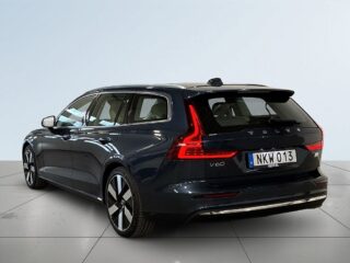 Volvo V60 Recharge T6 AWD Aut Kamera Cockpit Pano H/K MOMS S&V – bild 4