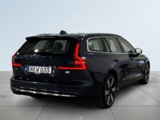 Volvo V60 Recharge T6 AWD Aut Kamera Cockpit Pano H/K MOMS S&V – bild 5