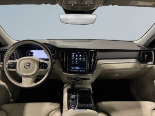 Volvo V60 Recharge T6 AWD Aut Kamera Cockpit Pano H/K MOMS S&V – bild 8