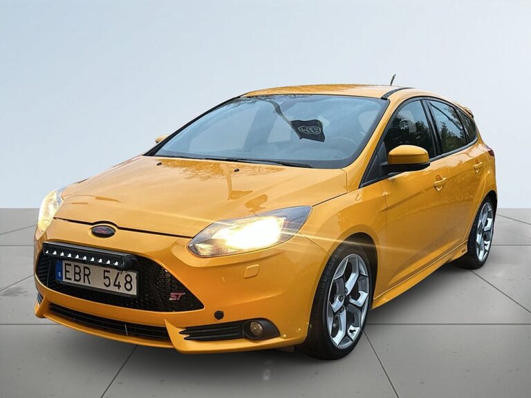 Ford Focus ST ST S&V-Hjul/Motorvärmare/P-sens/Låg skatt