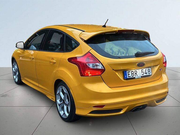 Ford Focus ST ST S&V-Hjul/Motorvärmare/P-sens/Låg skatt