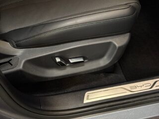 BYD SEAL U DM-iAWDE-CVT S&V-Hjul/360/Pano/Elstolar/Ambient/Carplay – bild 17