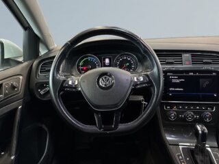 Volkswagen E-Golf  e-Golf S&V-Hjul/Mvärm/Psens/Adfarthållare/Carplay/Navi – bild 9