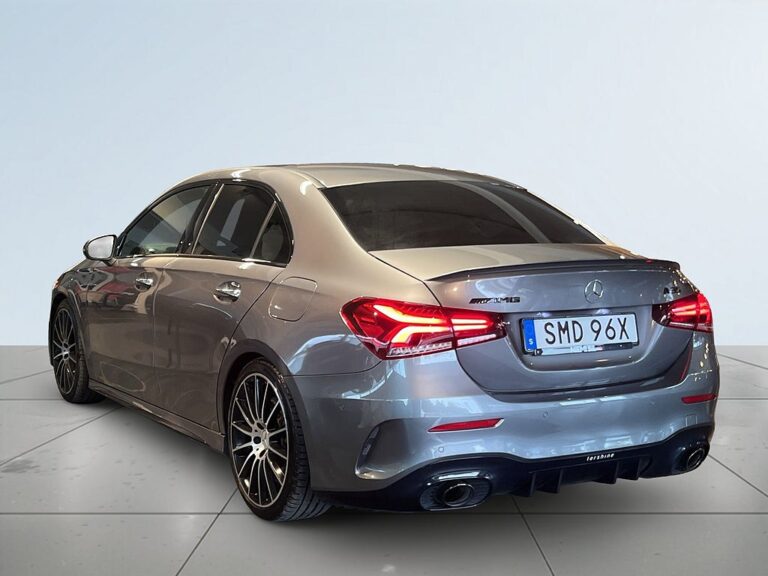 Mercedes-Benz AMG A 35 4MATIC Sedan AMG Pano/Kamera/Burmester/SoV/1Ägare