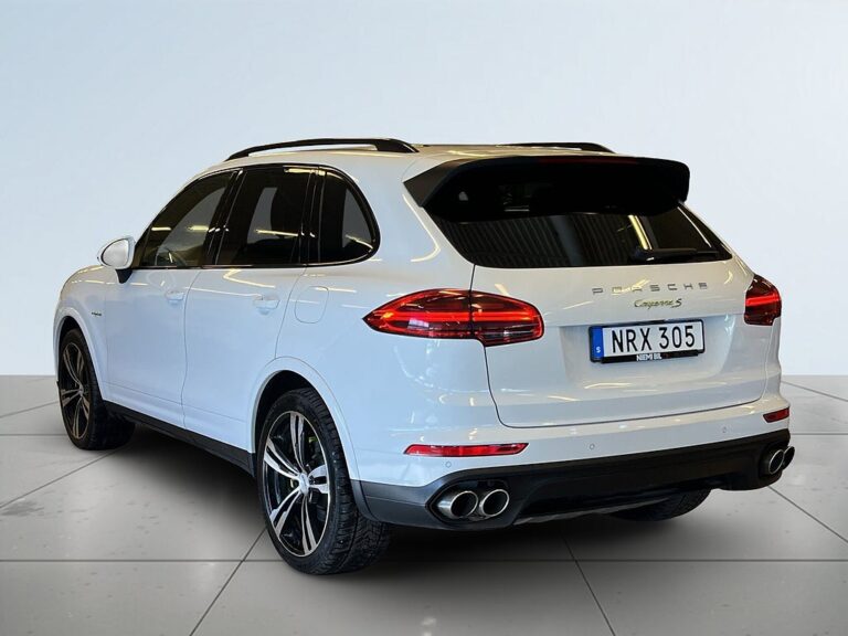 Porsche Cayenne S E-Hybrid AWD 416hk Drag/Värmare/Kamera/SoV-Hjul