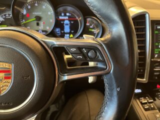 Porsche Cayenne S E-Hybrid AWD 416hk Drag/Värmare/Kamera/SoV-Hjul – bild 18
