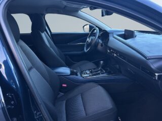 Mazda CX-30 e-SKYACTIV Hybrid 10-Årsgaranti/BOSE/Rattvärm/Kamera – bild 10