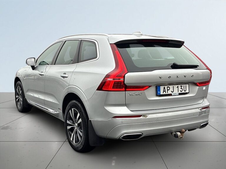 Volvo XC60 AWD Inscription Drag/Pano/HK-Ljud/SoV-Däck/Kamera/Navi