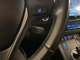 Toyota Auris Hybrid e-CVT Active Plus Kamera GPS Psens Kamkedja SoV – bild 18