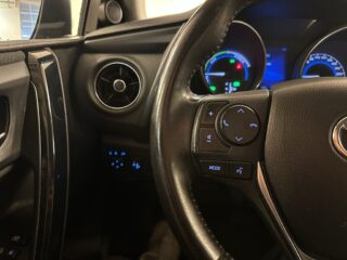 Toyota Auris Hybrid e-CVT Active Plus Kamera GPS Psens Kamkedja SoV – bild 19