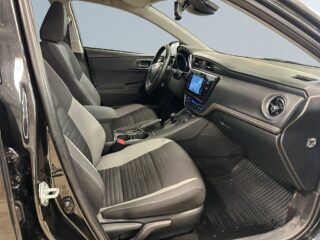 Toyota Auris Hybrid e-CVT Active Plus Kamera GPS Psens Kamkedja SoV – bild 10
