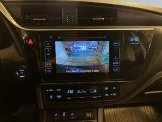 Toyota Auris Hybrid e-CVT Active Plus Kamera GPS Psens Kamkedja SoV – bild 11