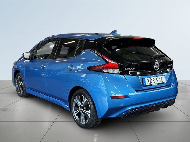 Nissan Leaf e+ S&V-Hjul/360 Kamera/Carplay/Navi/Adfarthållare/MOMS