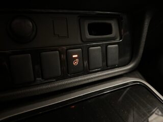 Mitsubishi Outlander PHEV CVT Fleet Edition Drag Led-Ramp Pvärm Psens SoV – bild 19