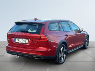 Volvo V60 Cross Country D4 AWD Automat Drag/Kamera/M-Värm/P-Värm/LED/S&V-Däck – bild 6