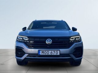 Volkswagen Touareg 3.0 V6 TSI 4M Automat Kamera/Drag/B-Värm/Pano/S&V-Däck – bild 2